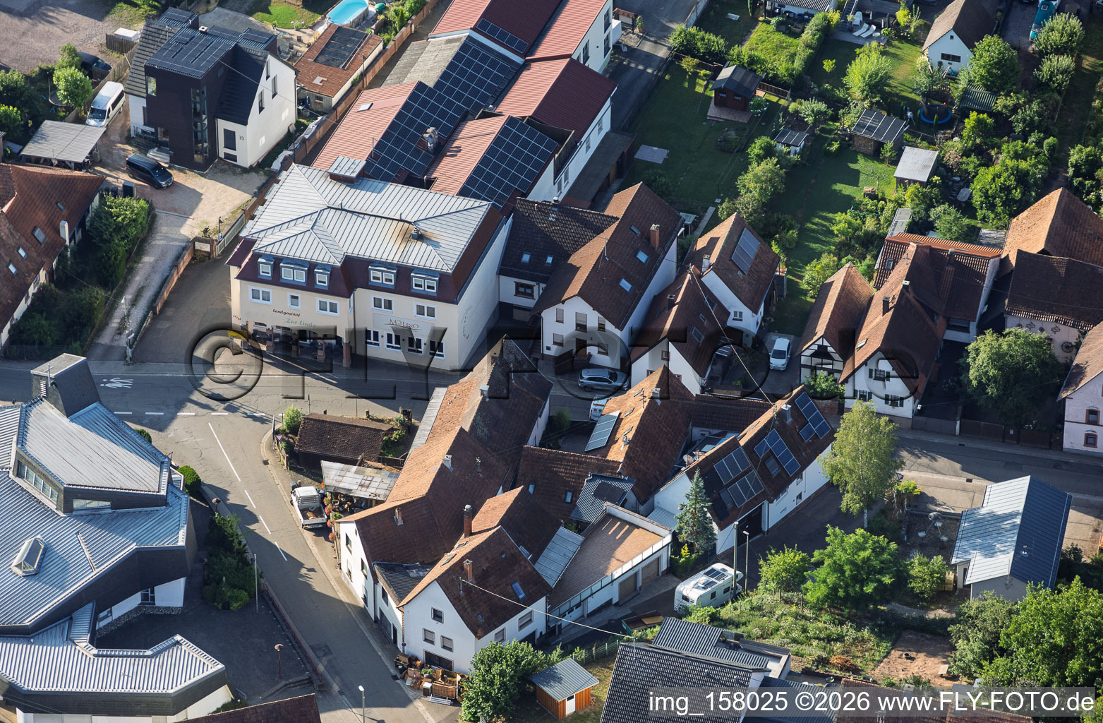 Auberge de campagne Zur Linden à Silz dans le département Rhénanie-Palatinat, Allemagne