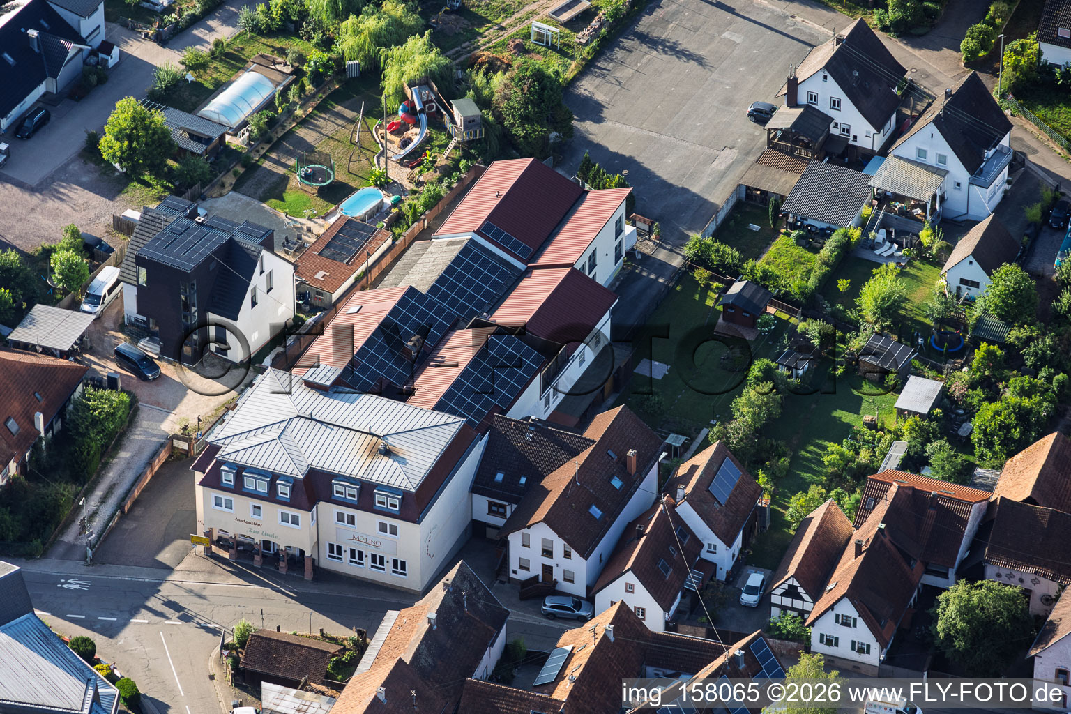 Auberge de campagne Zur Linden à Silz dans le département Rhénanie-Palatinat, Allemagne