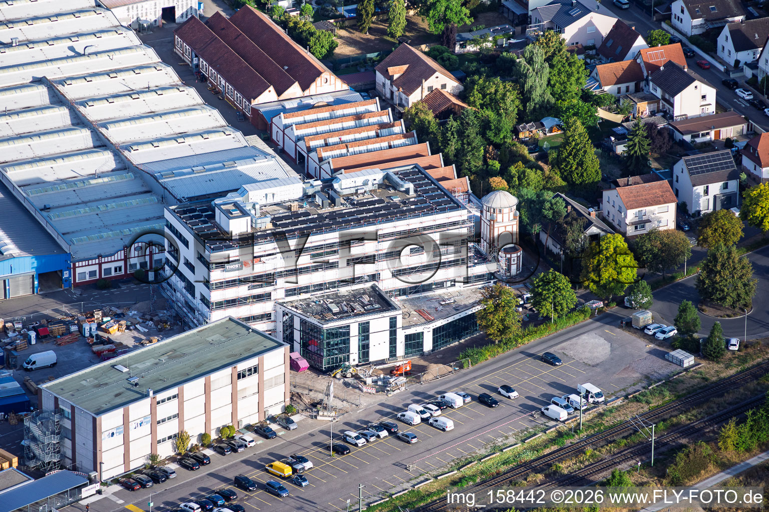 Chantier de construction du nouveau bâtiment administratif de Kardex Remstar à Bellheim dans le département Rhénanie-Palatinat, Allemagne