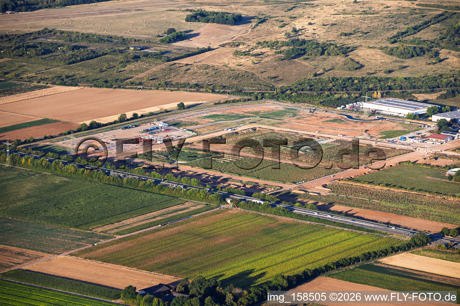 Zone industrielle D12 avec chantier de construction d'une centrale géothermique et d'un poste de transformation de Vulcan, au nord-est à Landau in der Pfalz dans le département Rhénanie-Palatinat, Allemagne