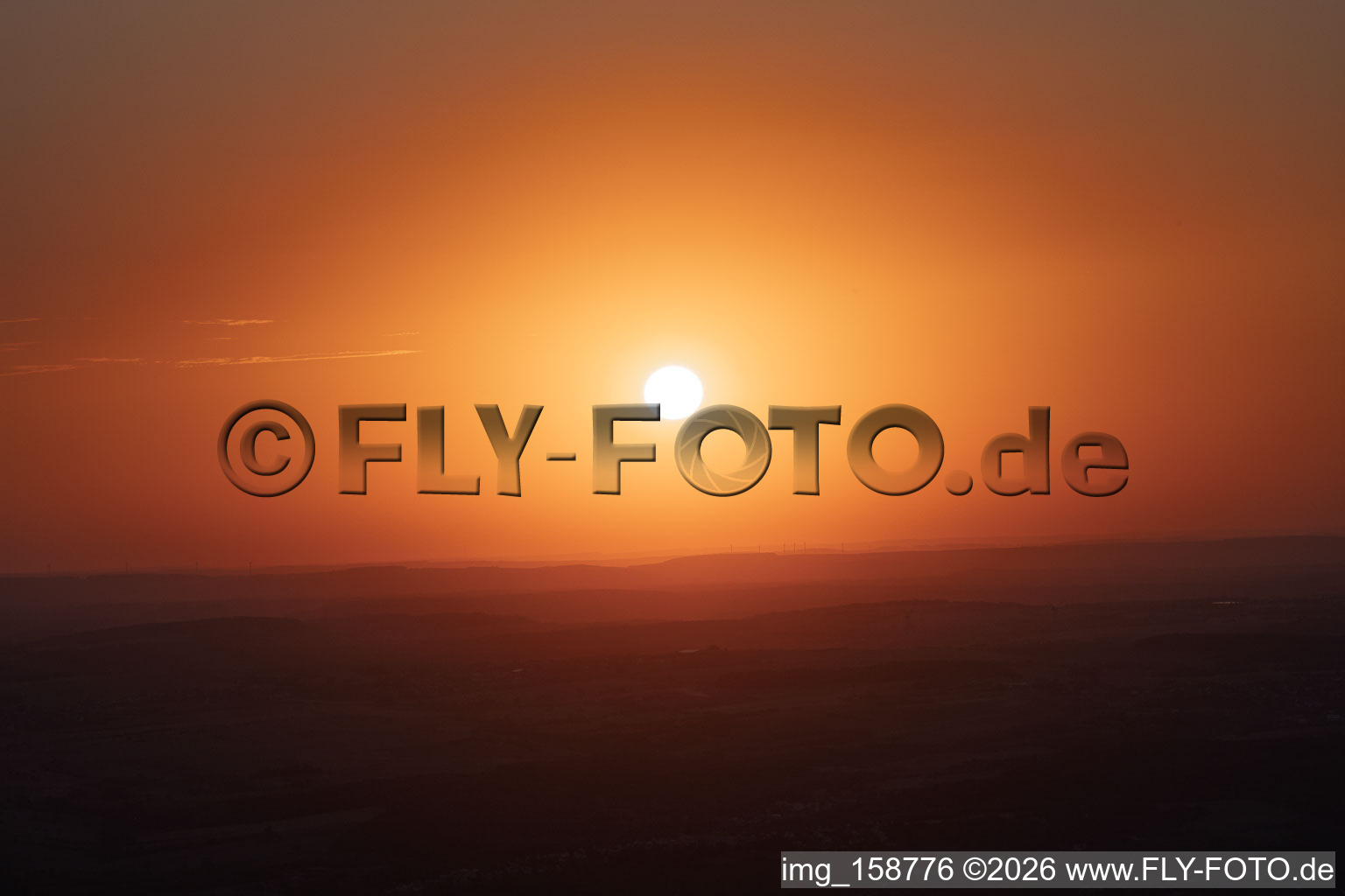 Coucher de soleil sur Saargemünd à le quartier Blies Nord in Saargemünd dans le département Moselle, France
