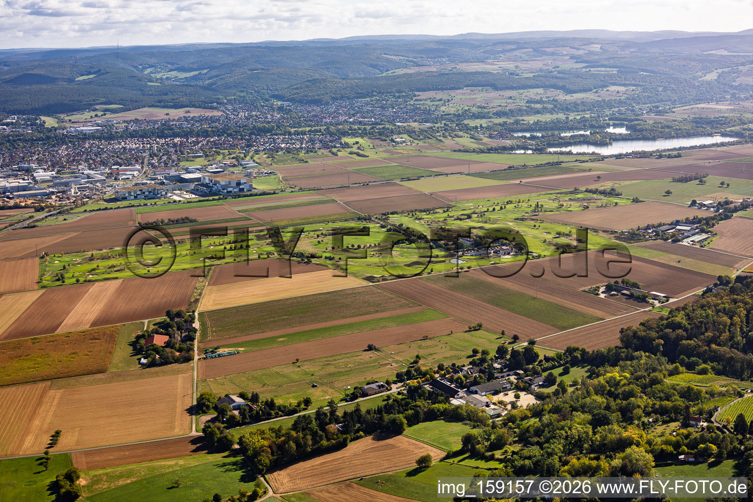 Golf Park Rosenhof vu du nord-ouest à Niedernberg dans le département Bavière, Allemagne
