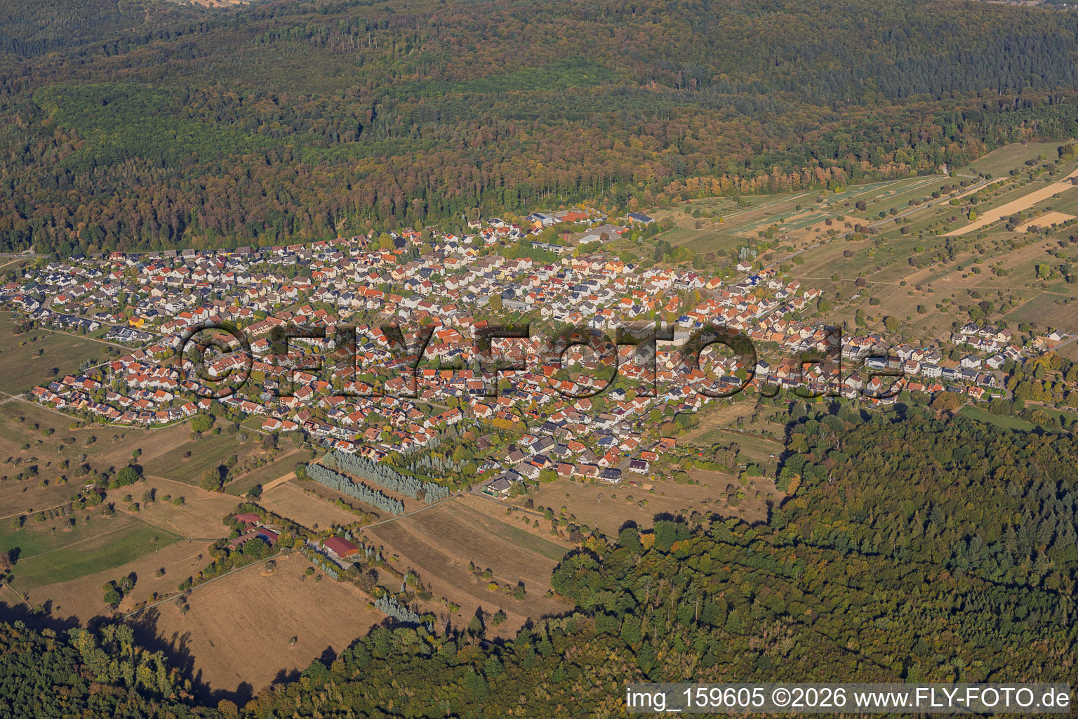 Du sud-est à le quartier Spessart in Ettlingen dans le département Bade-Wurtemberg, Allemagne