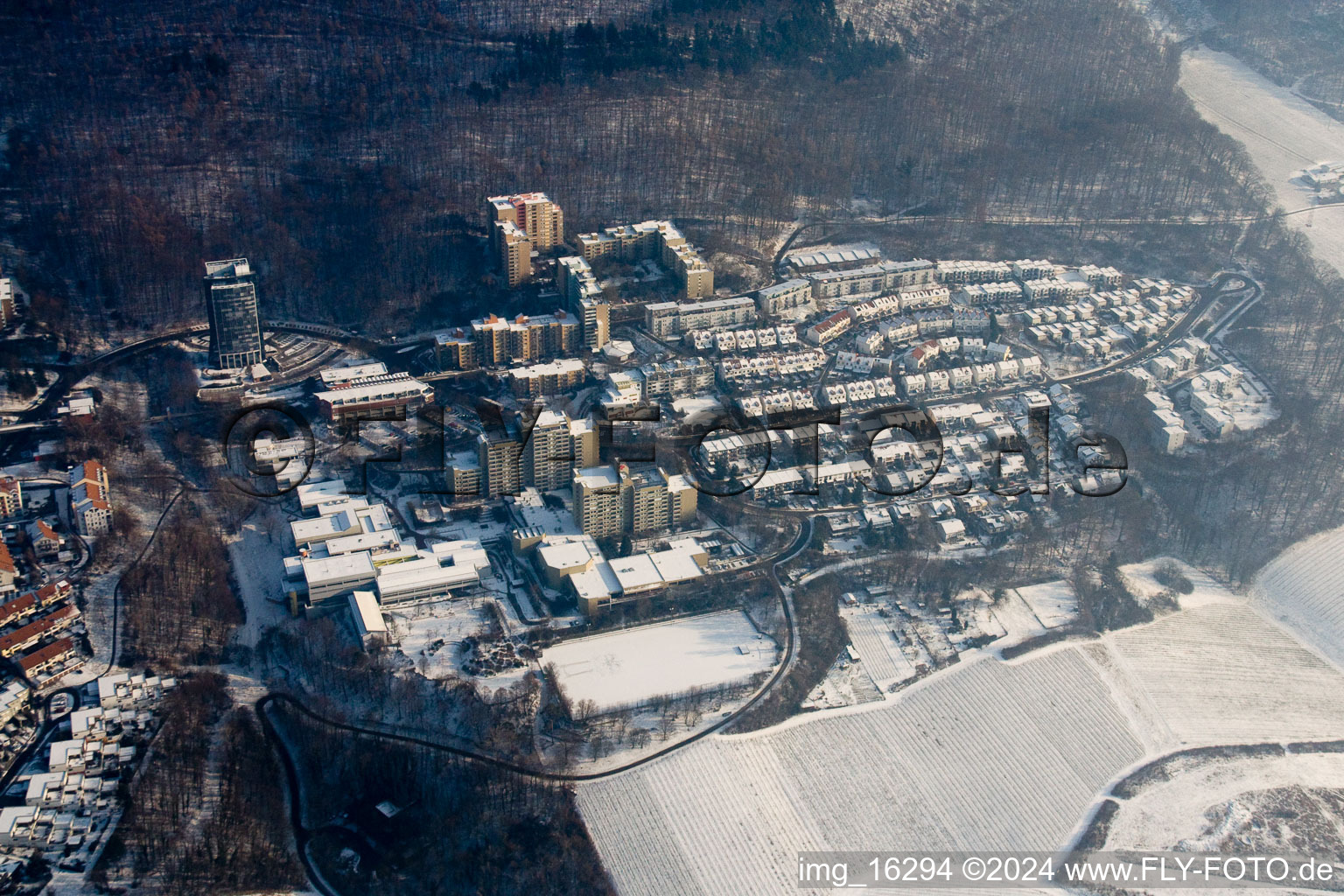 Quartier Emmertsgrund in Heidelberg dans le département Bade-Wurtemberg, Allemagne vue du ciel