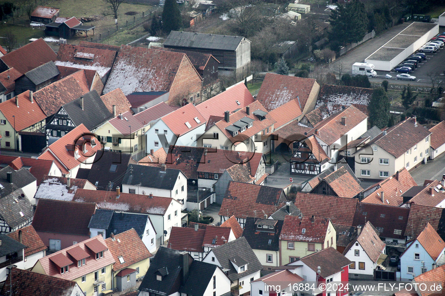 Vue aérienne de Rheinstraße à Kandel dans le département Rhénanie-Palatinat, Allemagne