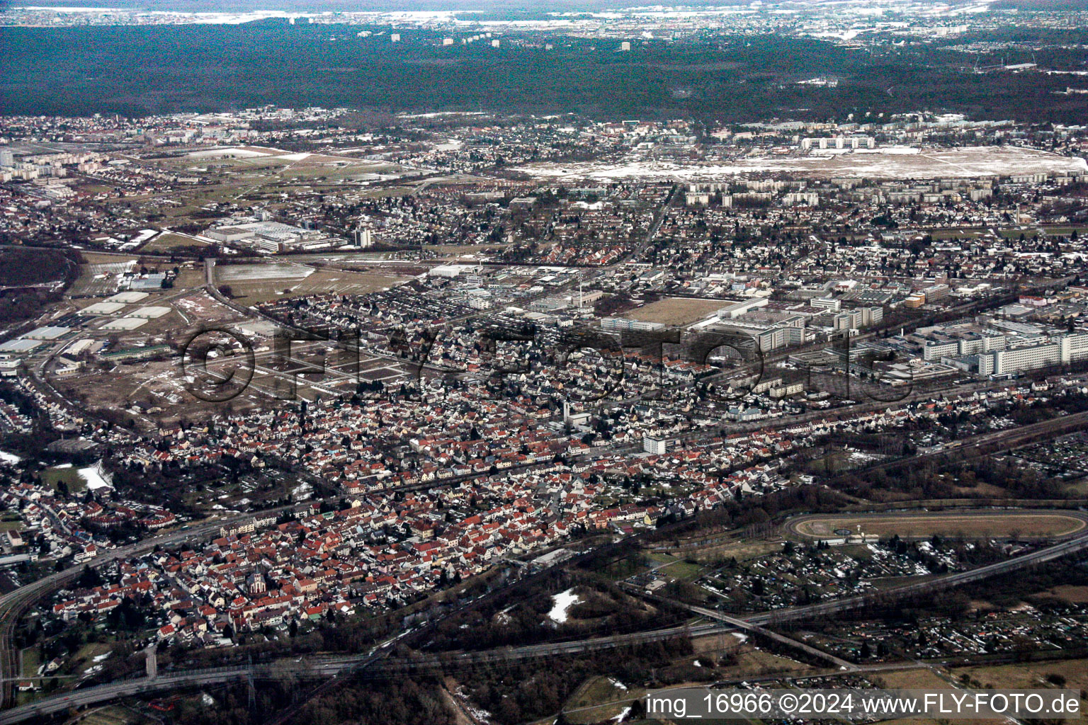 Quartier Knielingen in Karlsruhe dans le département Bade-Wurtemberg, Allemagne d'en haut