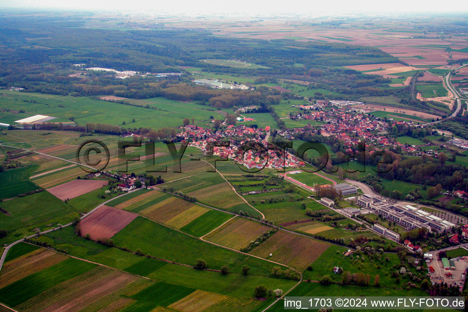 Quartier Altenstadt in Wissembourg dans le département Bas Rhin, France d'en haut