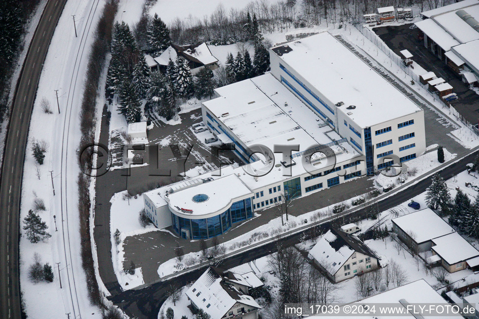 Ittersbach, zone industrielle à le quartier Im Stockmädle in Karlsbad dans le département Bade-Wurtemberg, Allemagne vue du ciel