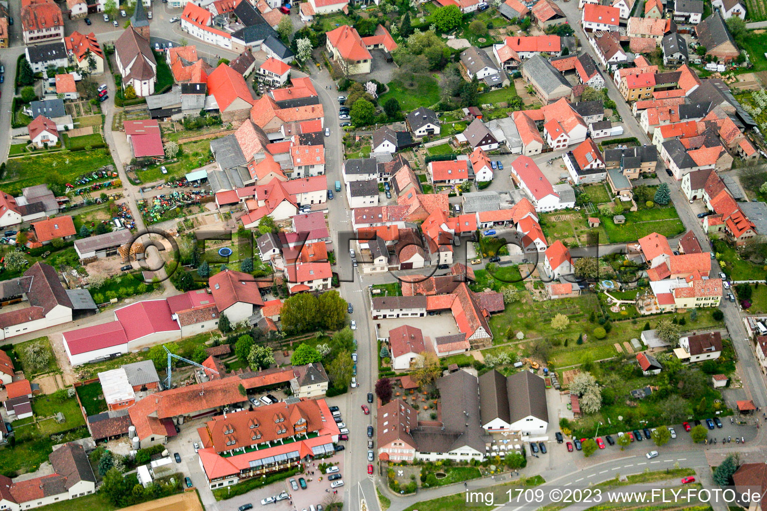 Vue aérienne de Quartier Schweigen in Schweigen-Rechtenbach dans le département Rhénanie-Palatinat, Allemagne