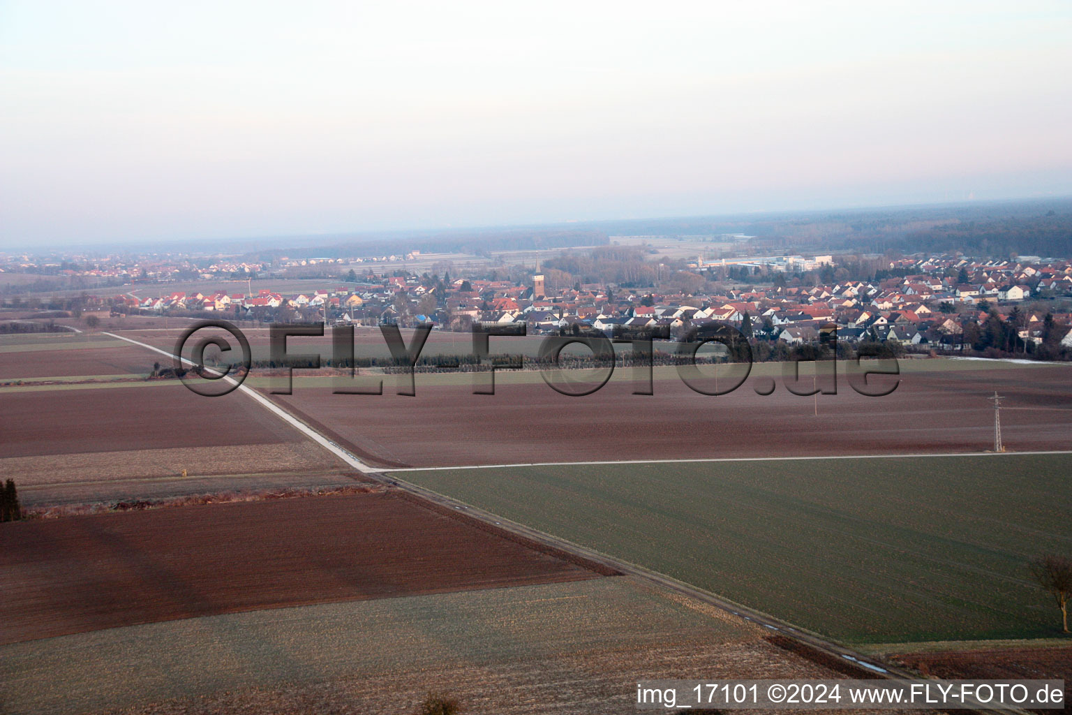 Vue aérienne de Du nord-ouest à le quartier Schaidt in Wörth am Rhein dans le département Rhénanie-Palatinat, Allemagne