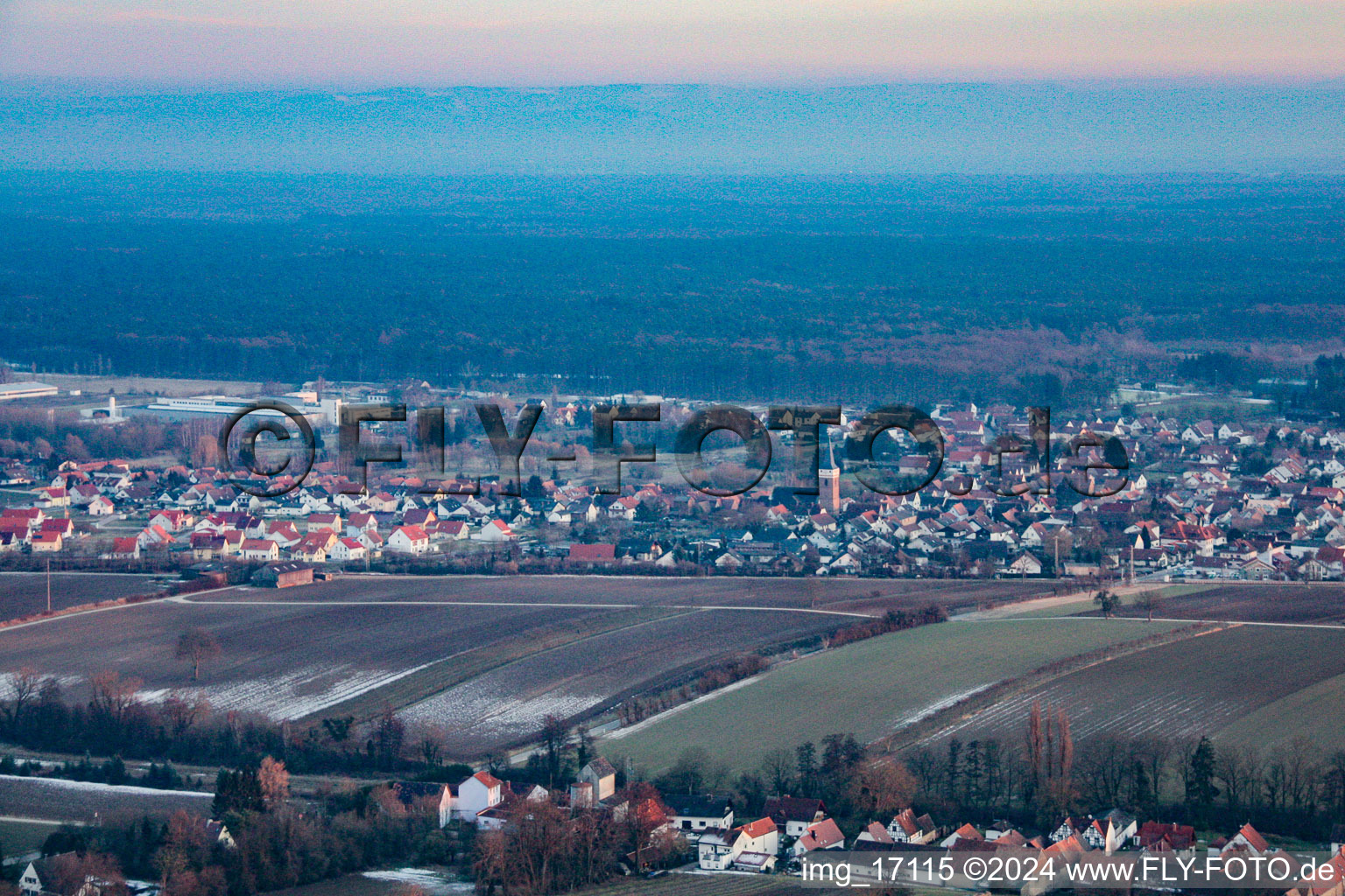 Vue aérienne de Du nord à le quartier Schaidt in Wörth am Rhein dans le département Rhénanie-Palatinat, Allemagne