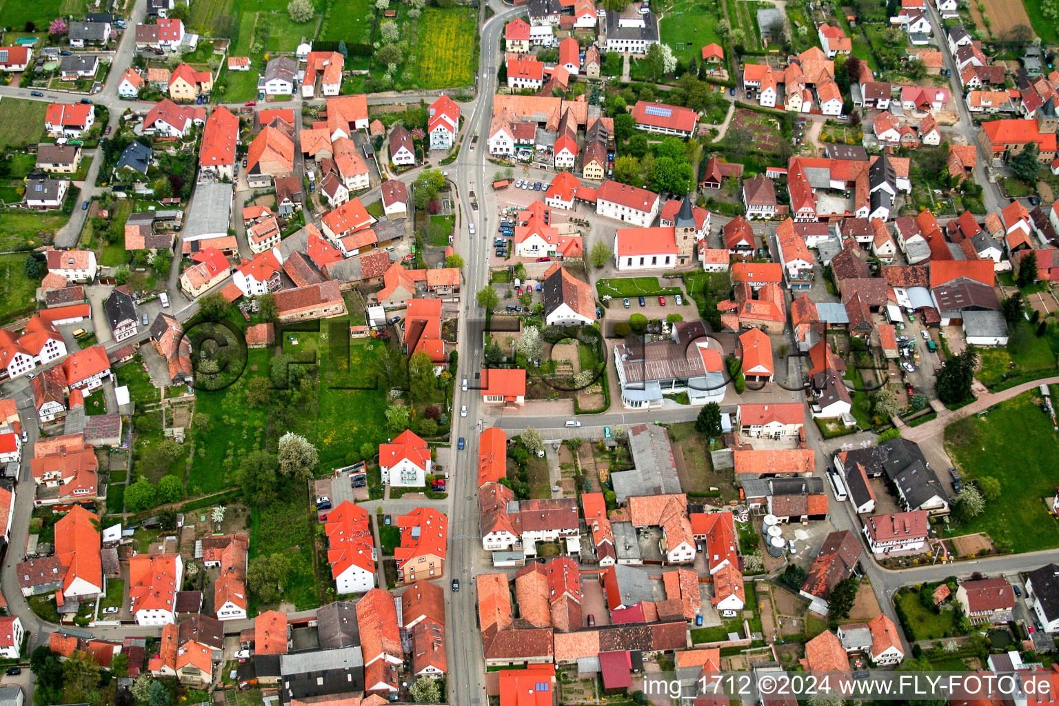 Oberotterbach dans le département Rhénanie-Palatinat, Allemagne depuis l'avion