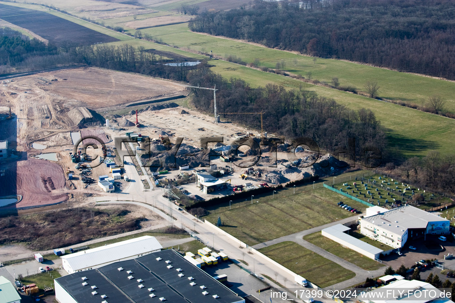 Zone de tissu Horst à le quartier Minderslachen in Kandel dans le département Rhénanie-Palatinat, Allemagne d'en haut