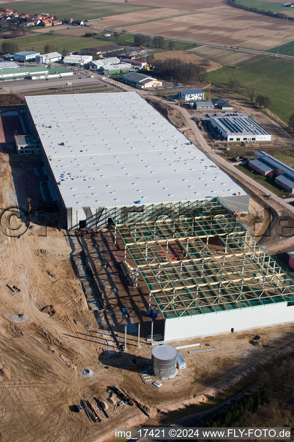 Vue aérienne de Centre logistique de coïncidence de chantier à le quartier Minderslachen in Kandel dans le département Rhénanie-Palatinat, Allemagne