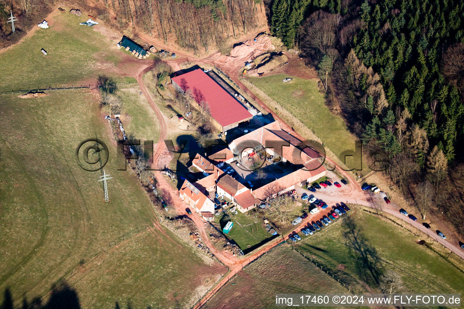 Vue aérienne de Bärenbrunnerhof à Busenberg dans le département Rhénanie-Palatinat, Allemagne