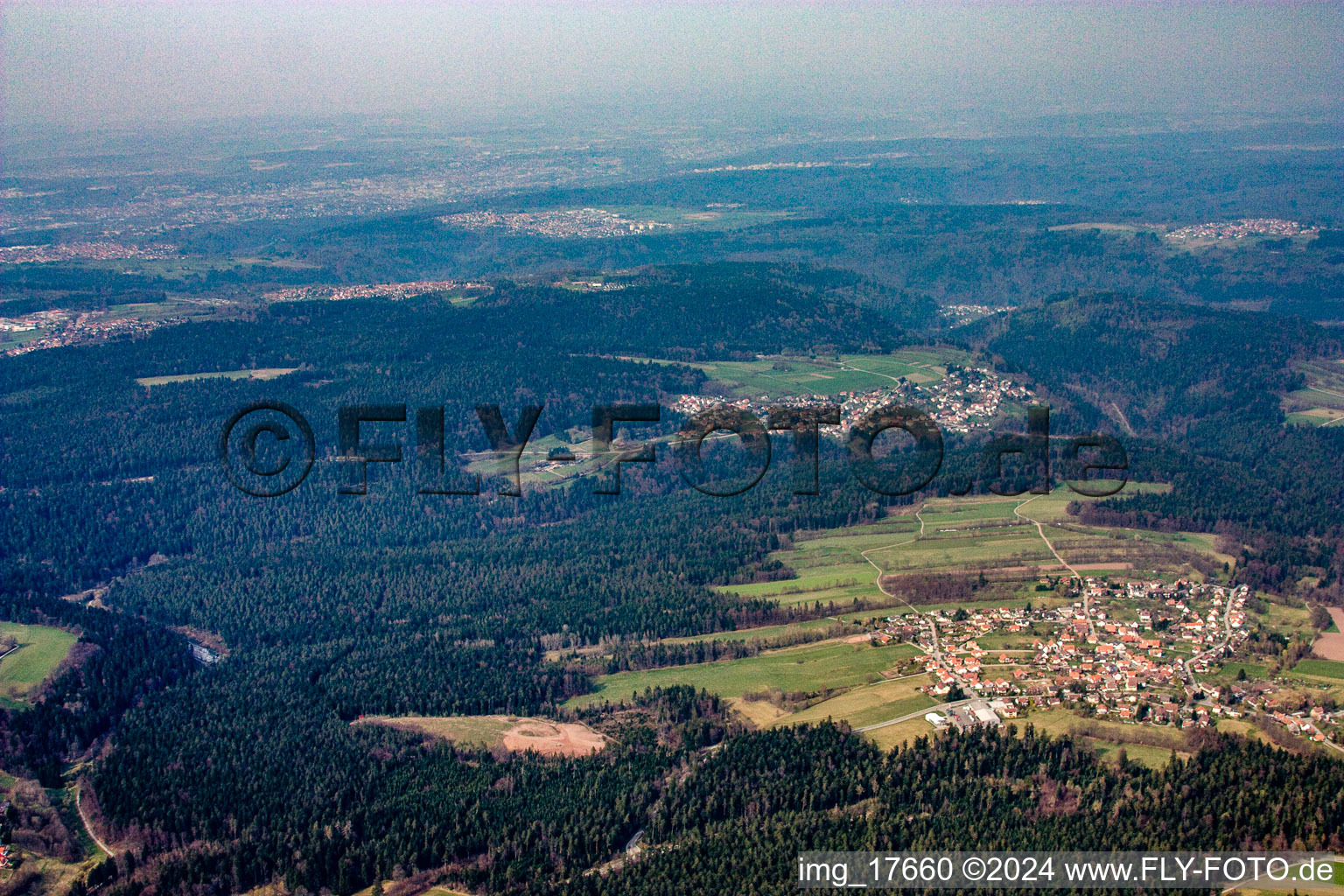 Photographie aérienne de Schömberg dans le département Bade-Wurtemberg, Allemagne