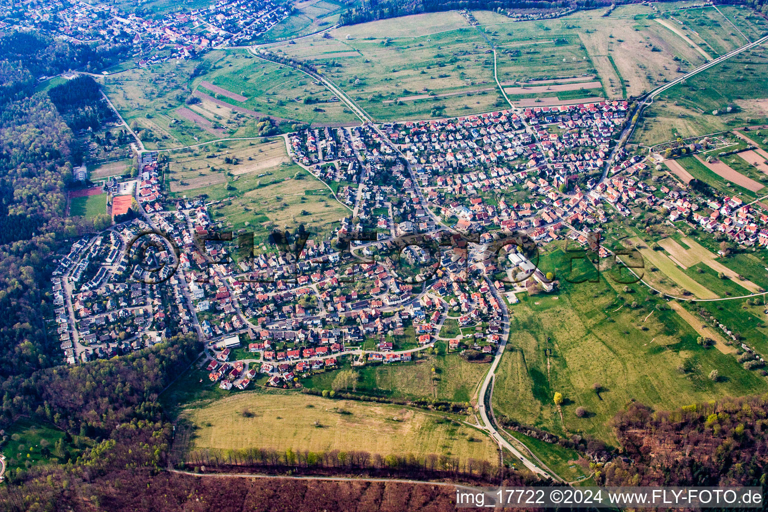 Enregistrement par drone de Quartier Schöllbronn in Ettlingen dans le département Bade-Wurtemberg, Allemagne