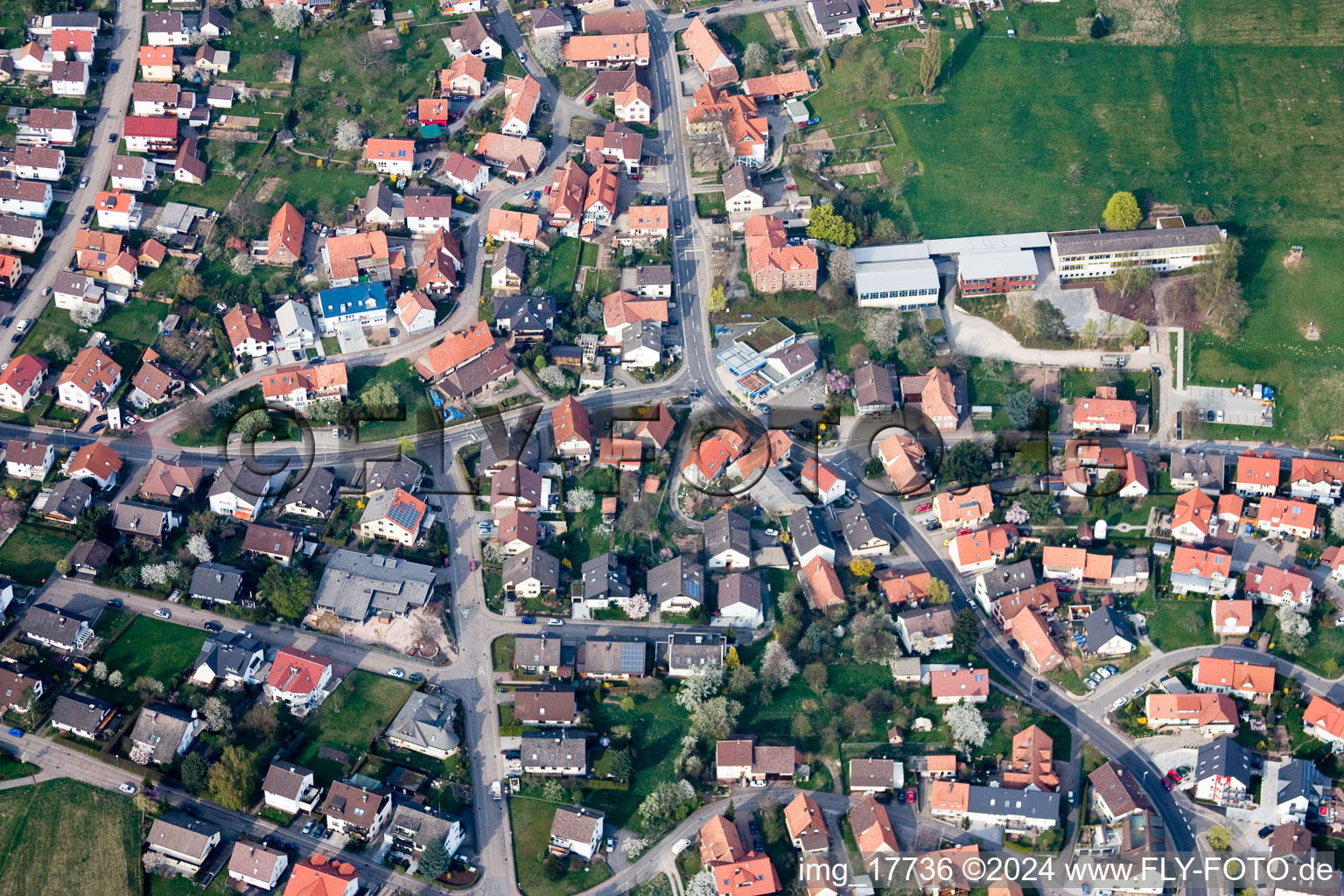 Vue aérienne de Quartier Schöllbronn in Ettlingen dans le département Bade-Wurtemberg, Allemagne