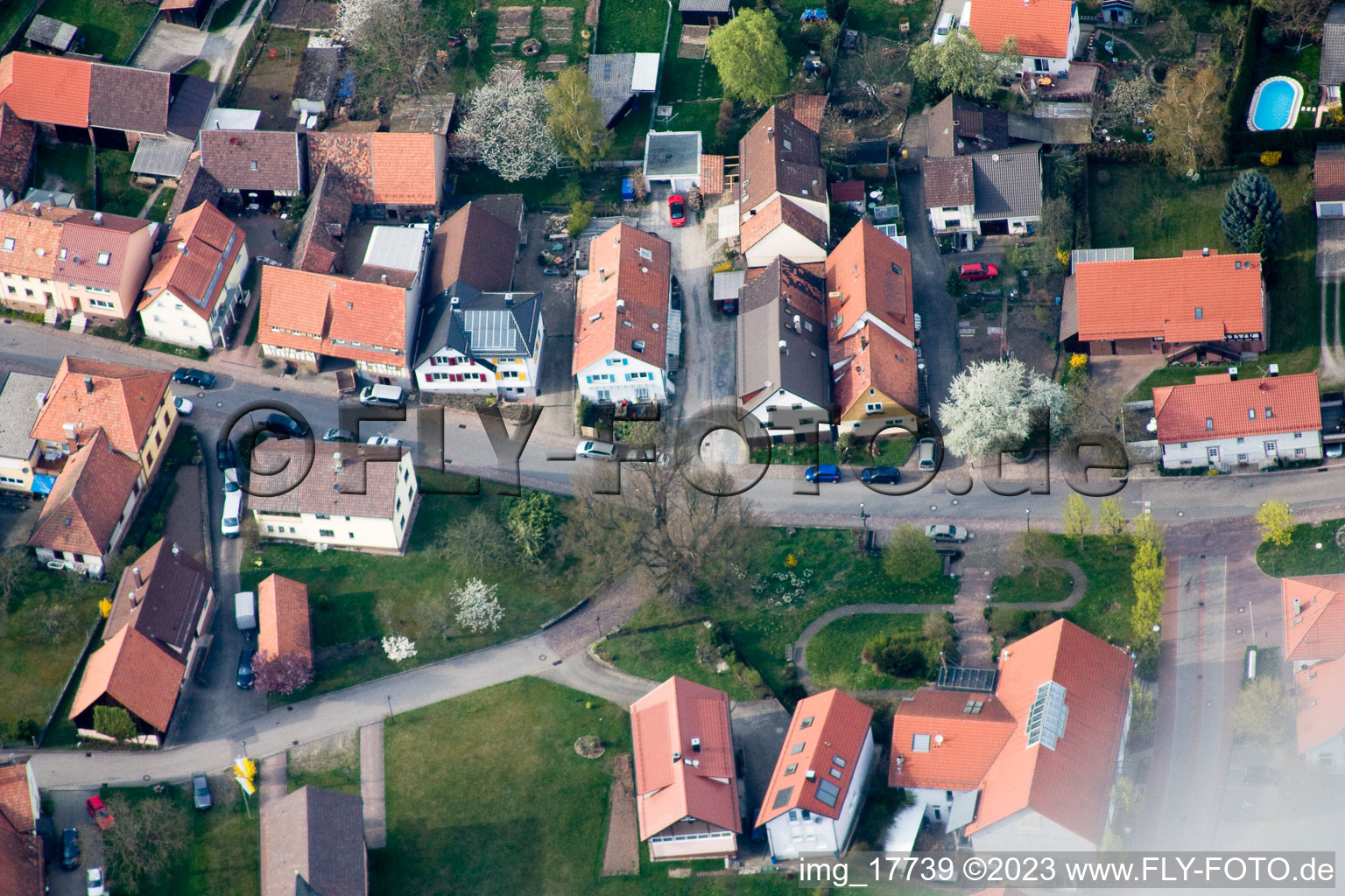 Vue aérienne de Quartier Schöllbronn in Ettlingen dans le département Bade-Wurtemberg, Allemagne