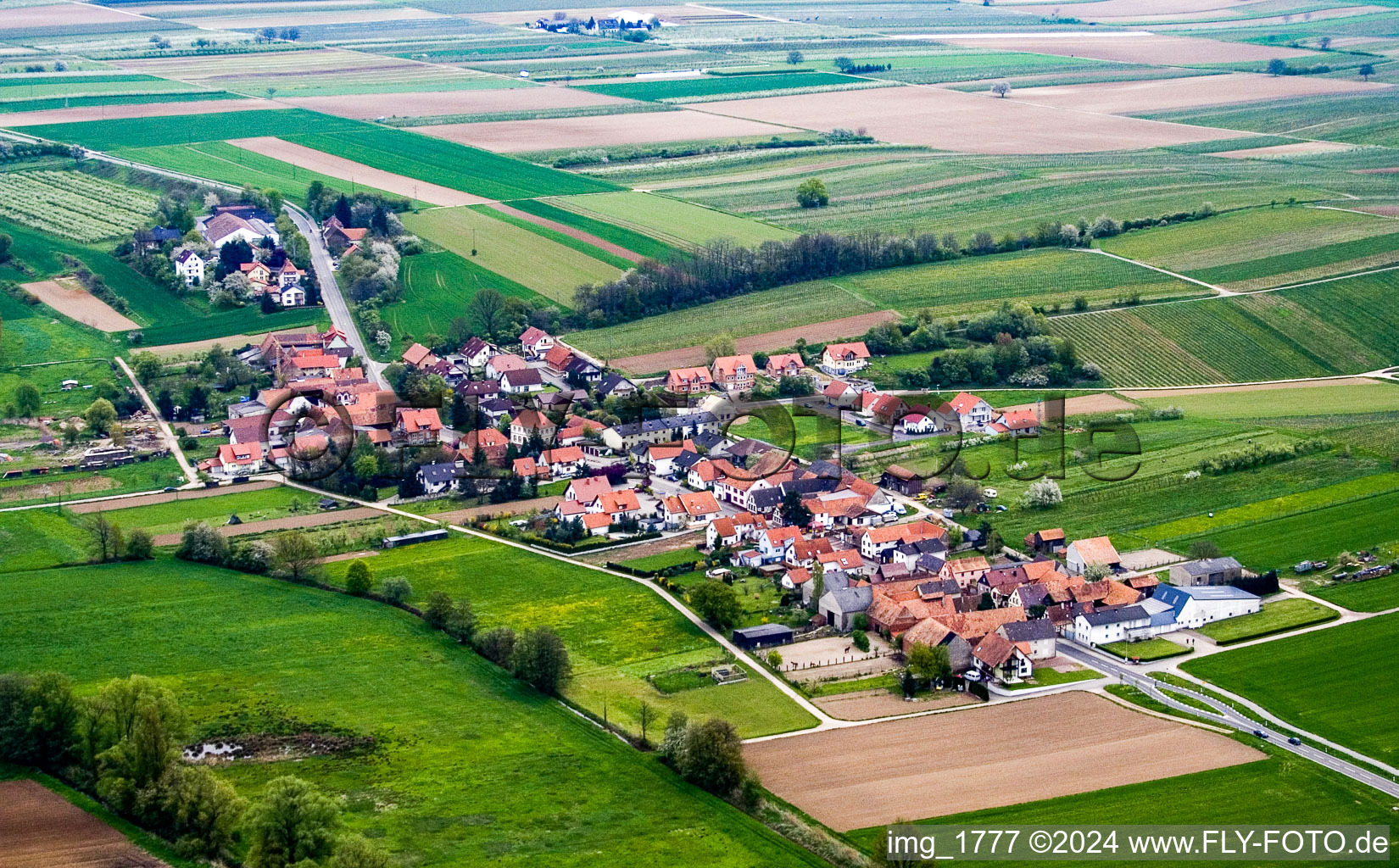 Image drone de Hergersweiler dans le département Rhénanie-Palatinat, Allemagne