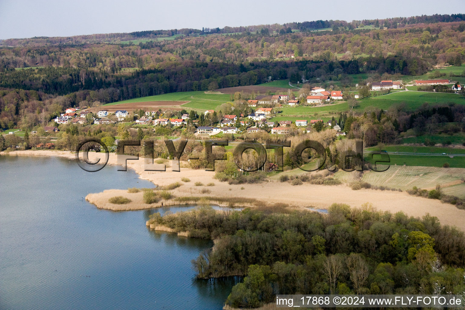 Vue aérienne de À Ammersee à Fischen dans le département Bavière, Allemagne