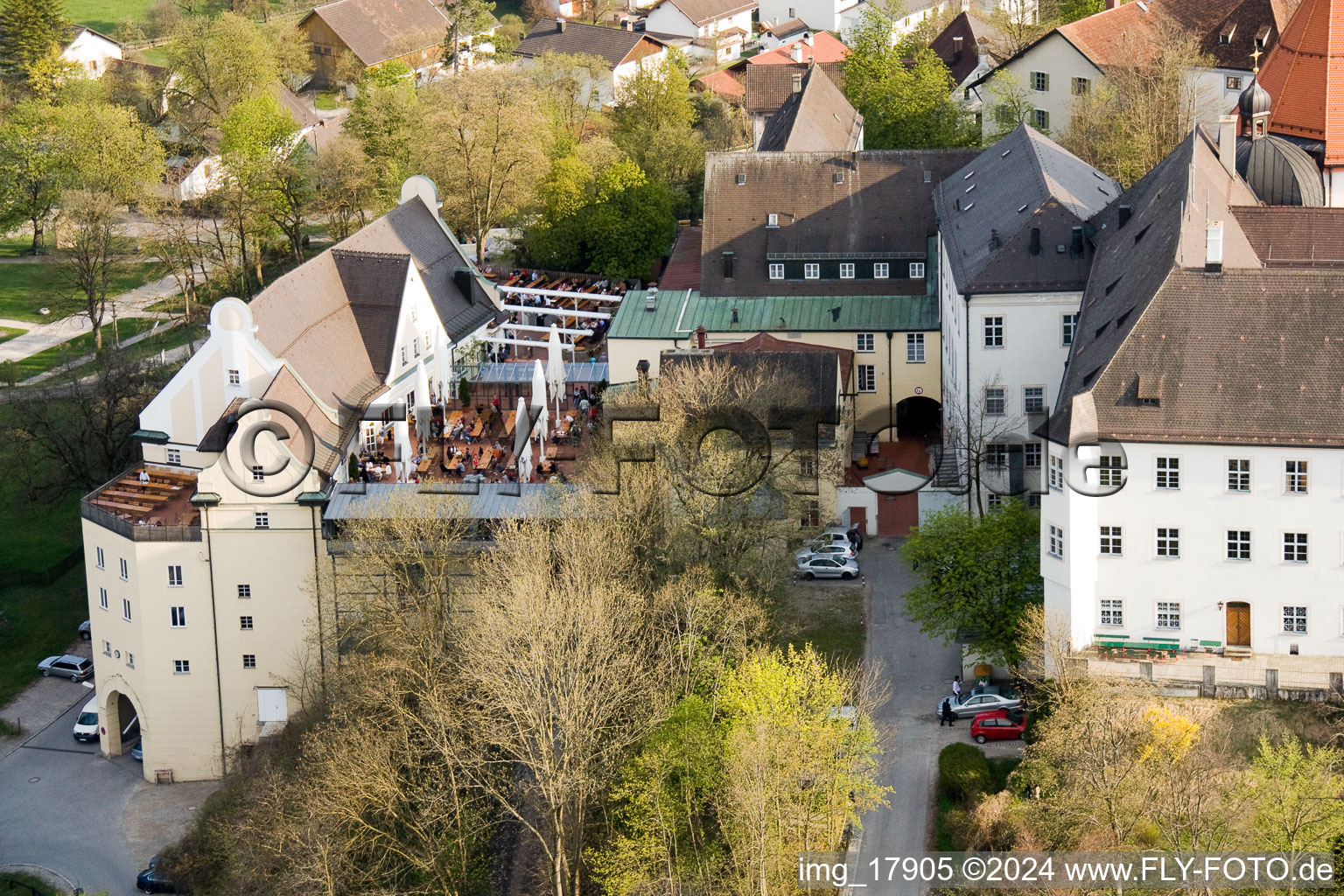 Brasserie du monastère à Andechs dans le département Bavière, Allemagne du point de vue du drone