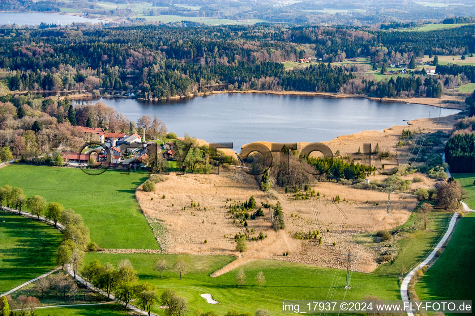 Vue aérienne de Lac Deixlfurt à Tutzing dans le département Bavière, Allemagne