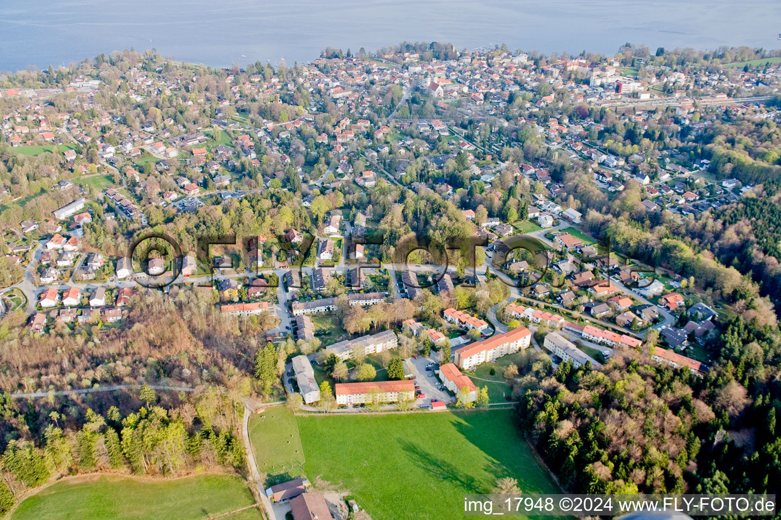 Photographie aérienne de Sur le lac de Starnberg à Tutzing dans le département Bavière, Allemagne