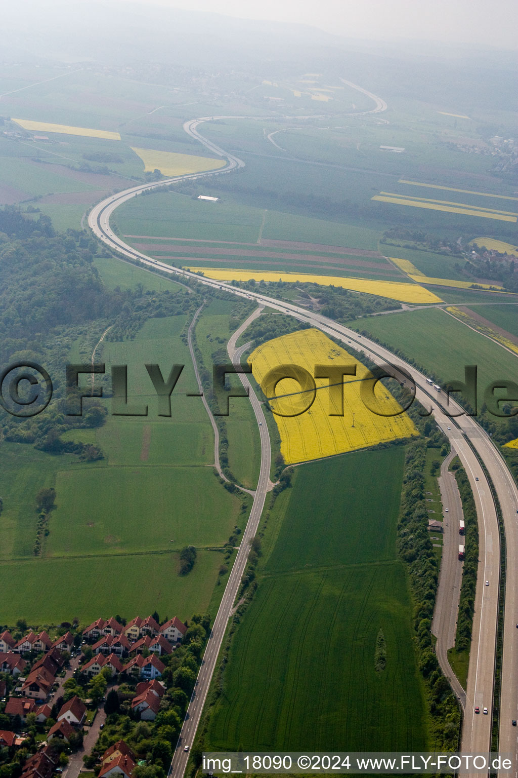 Neuleiningen dans le département Rhénanie-Palatinat, Allemagne d'en haut