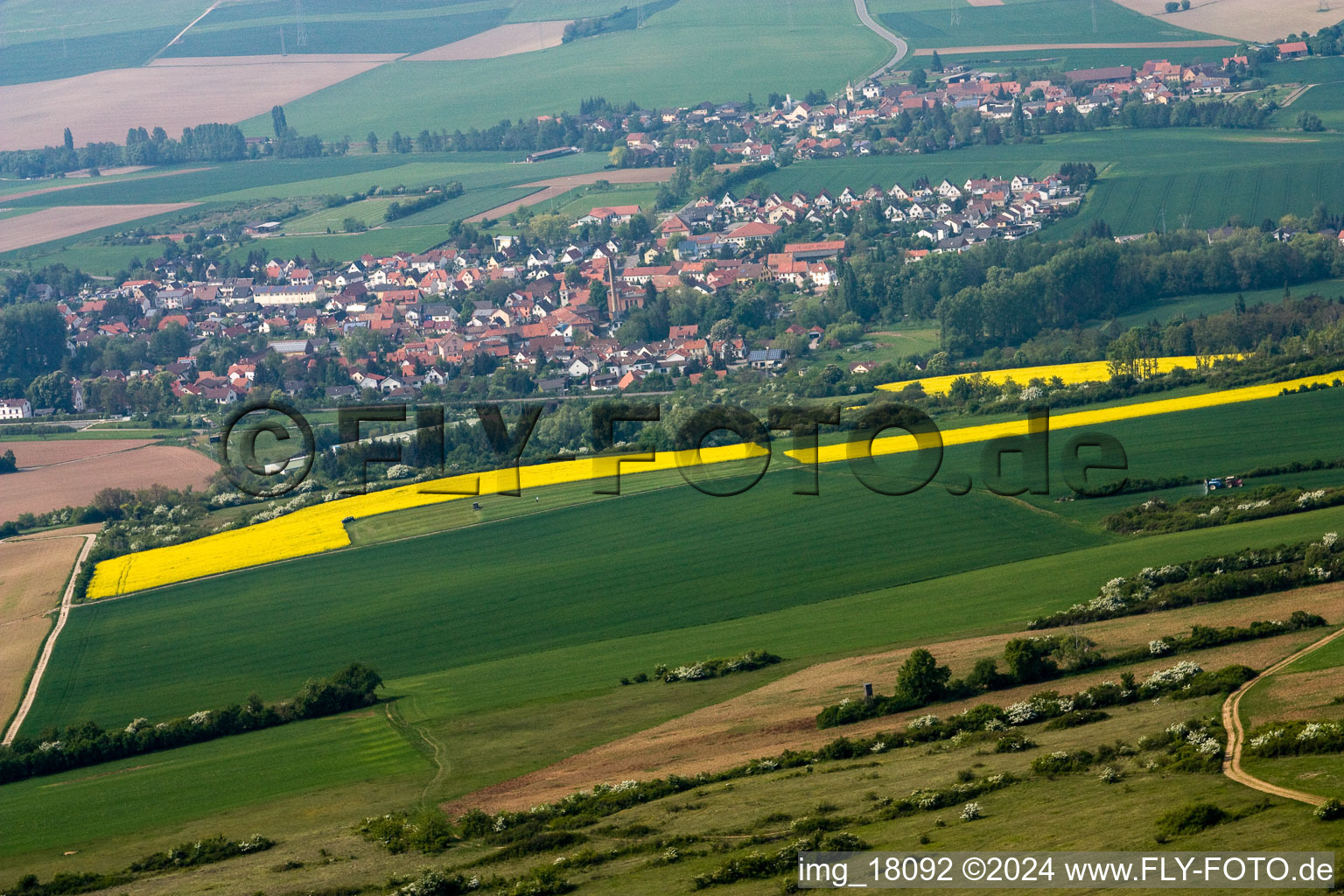 Vue aérienne de Ebertsheim dans le département Rhénanie-Palatinat, Allemagne