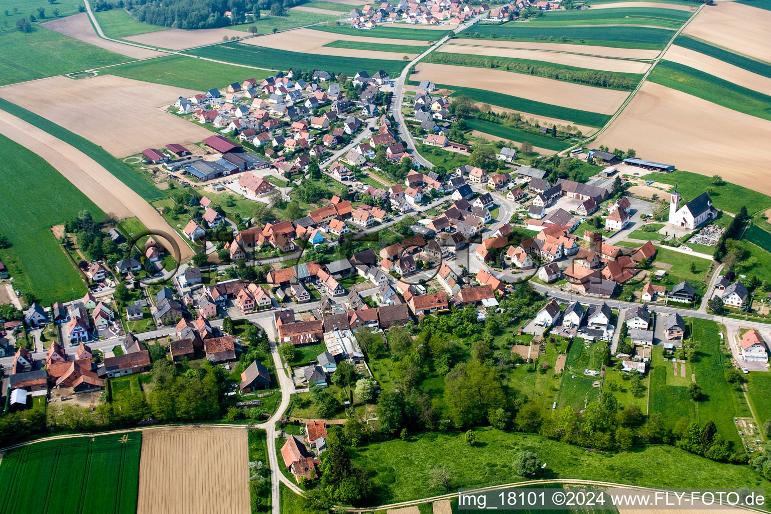 Buhl dans le département Bas Rhin, France d'un drone