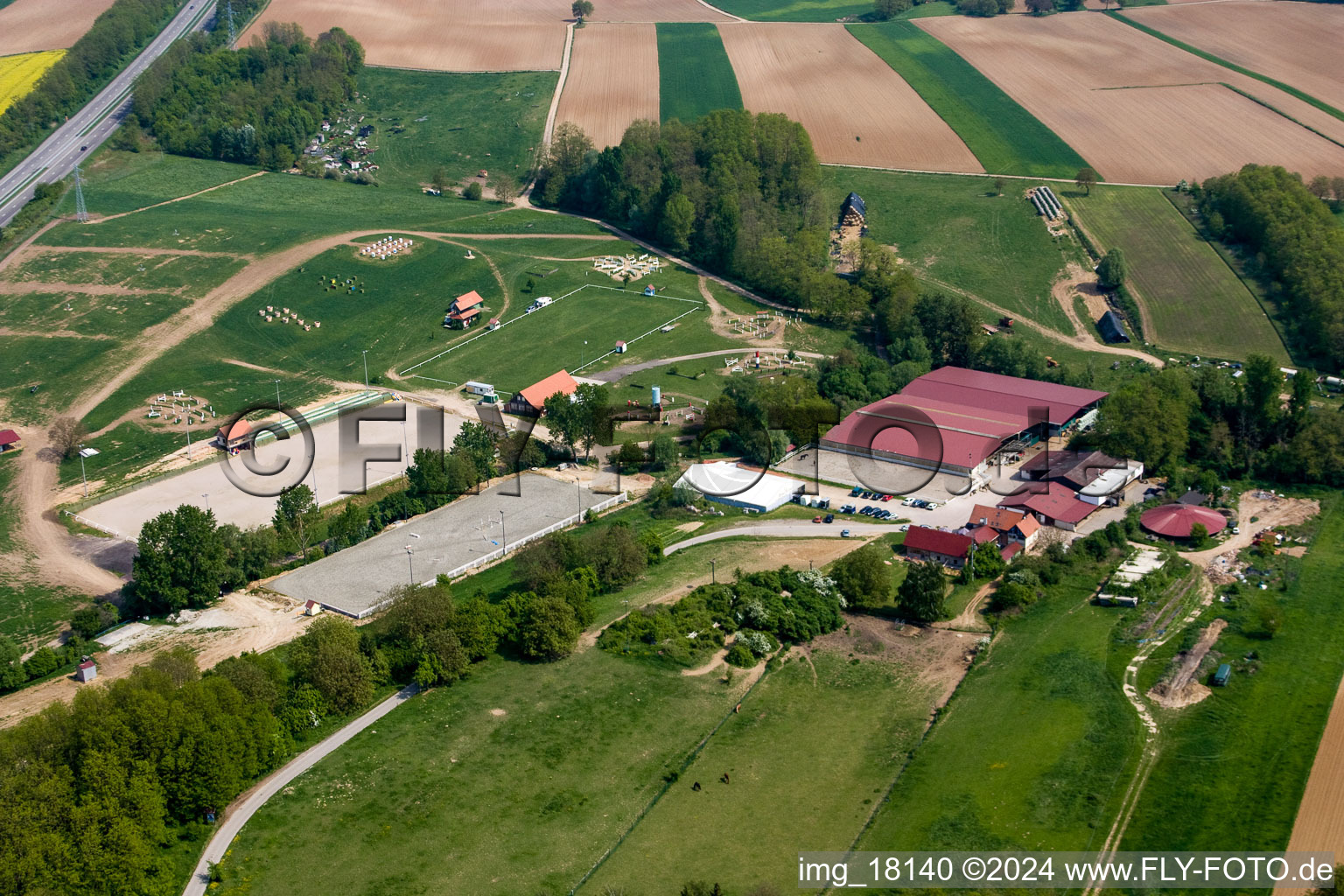 Haras de la Née à Neewiller-près-Lauterbourg dans le département Bas Rhin, France d'en haut