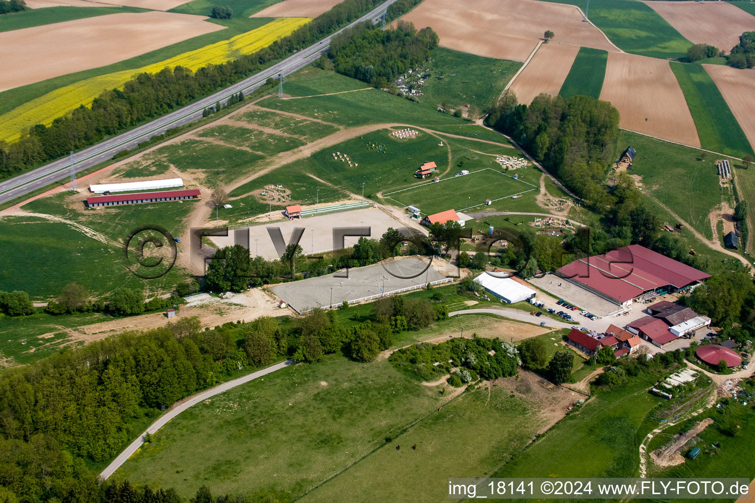 Haras de la Née à Neewiller-près-Lauterbourg dans le département Bas Rhin, France hors des airs