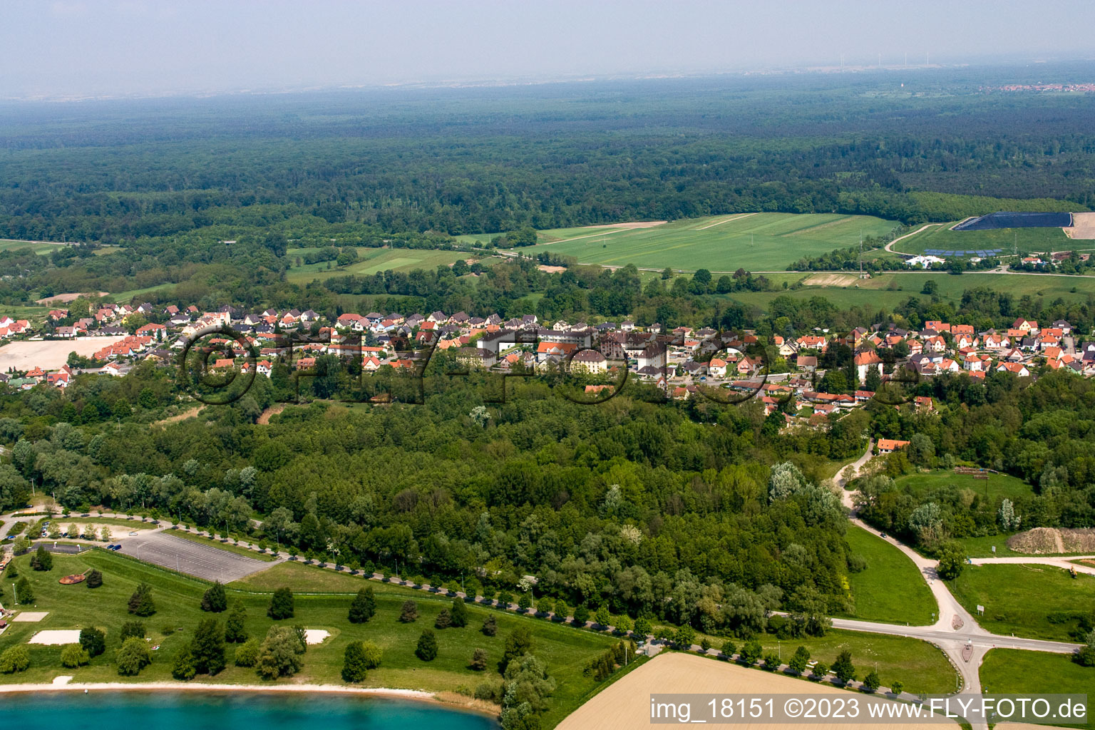 Photographie aérienne de Étang de carrière à Lauterbourg dans le département Bas Rhin, France
