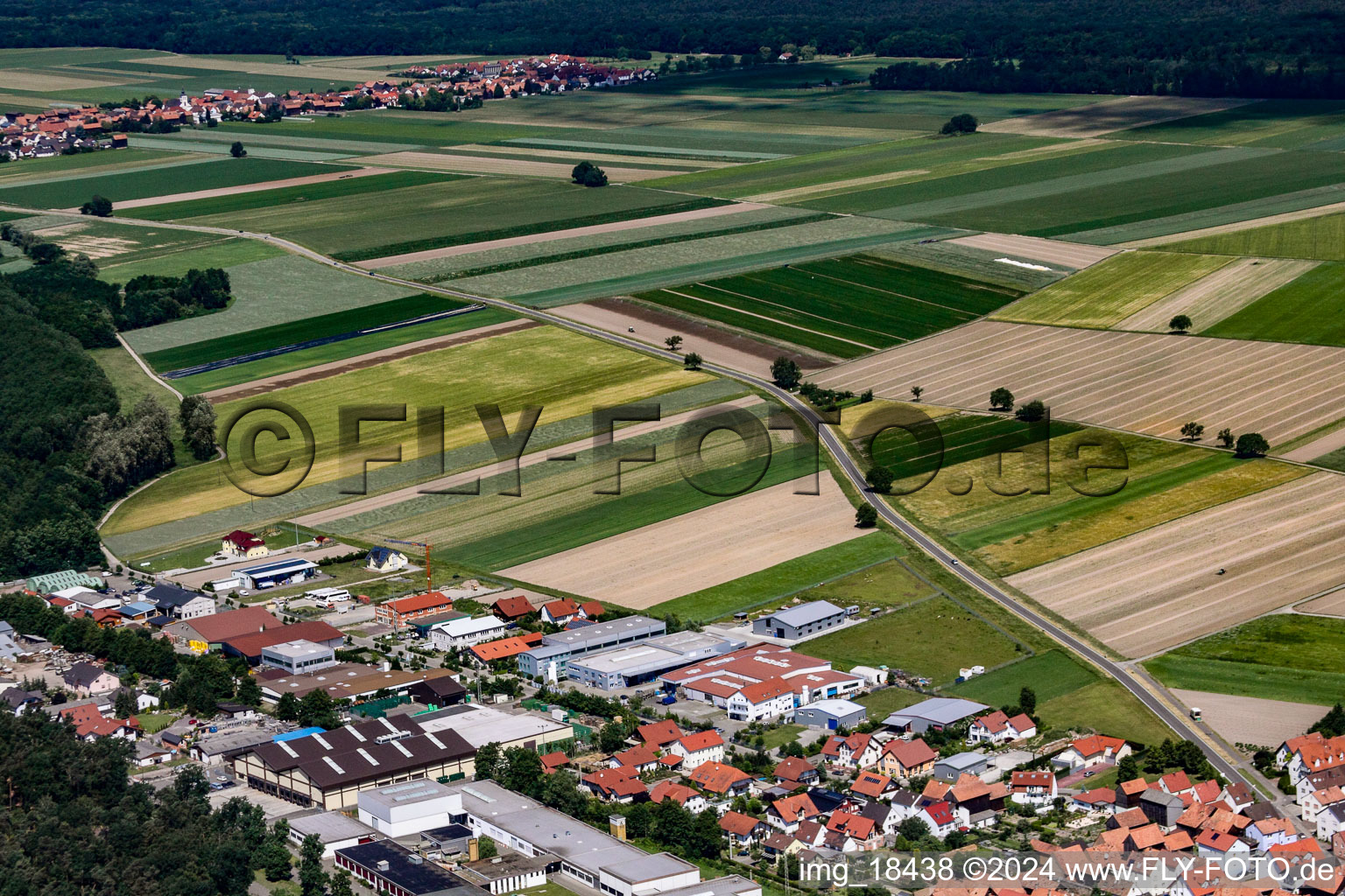 Image drone de Hatzenbühl dans le département Rhénanie-Palatinat, Allemagne