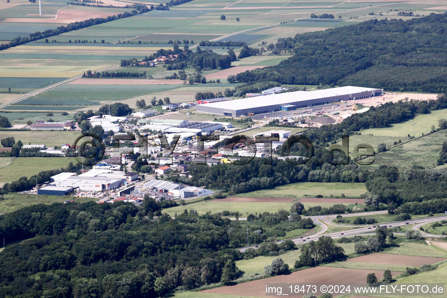 Photographie aérienne de Centre logistique de coïncidence à le quartier Minderslachen in Kandel dans le département Rhénanie-Palatinat, Allemagne