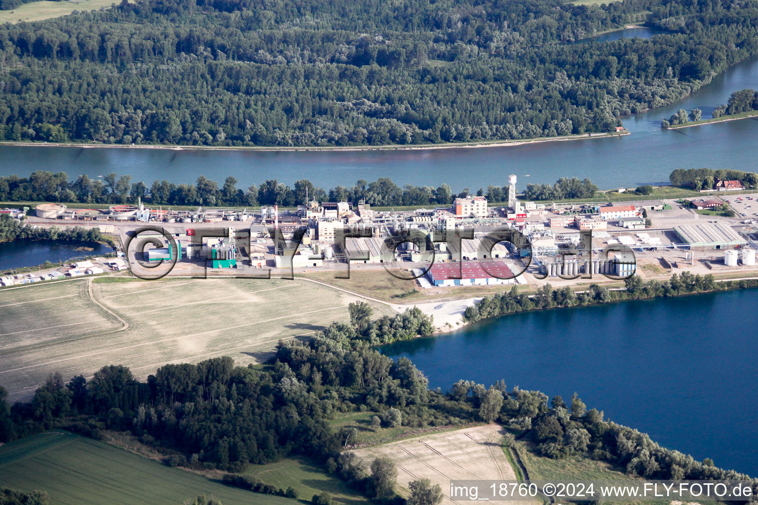 Vue aérienne de Rohm & Haas à Lauterbourg dans le département Bas Rhin, France