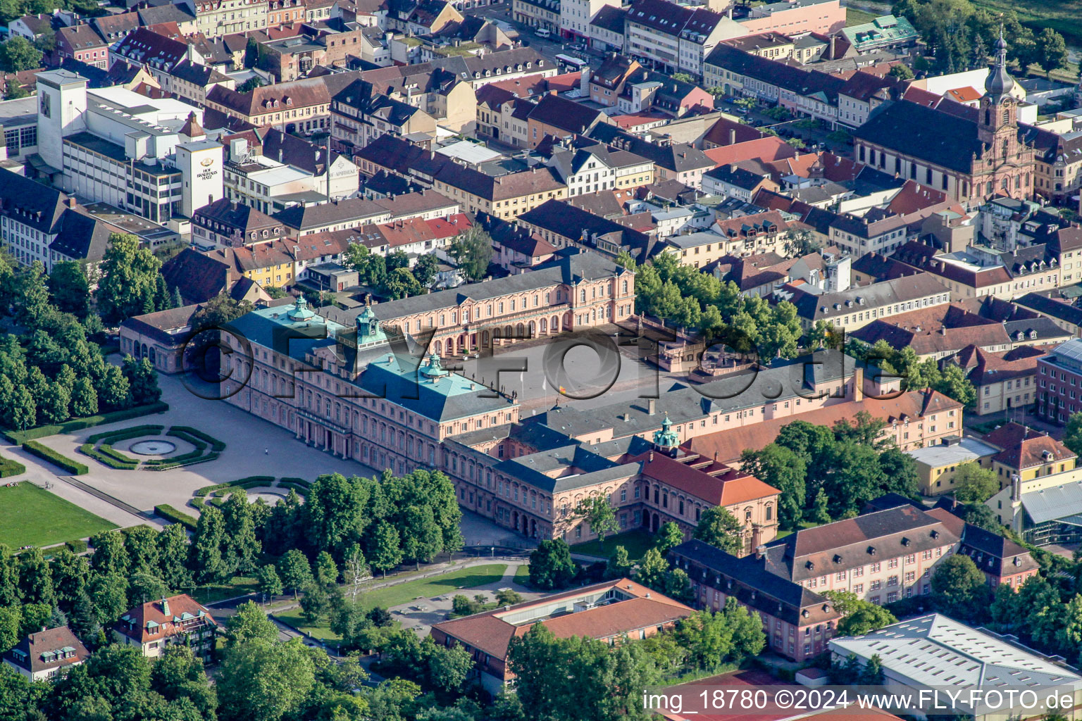 Vue aérienne de Verrouillage à Rastatt dans le département Bade-Wurtemberg, Allemagne