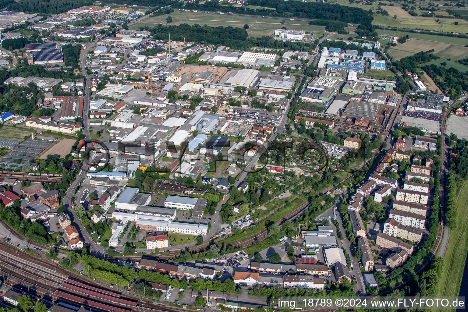 Vue aérienne de Zone industrielle Lochfeldstr à Rastatt dans le département Bade-Wurtemberg, Allemagne