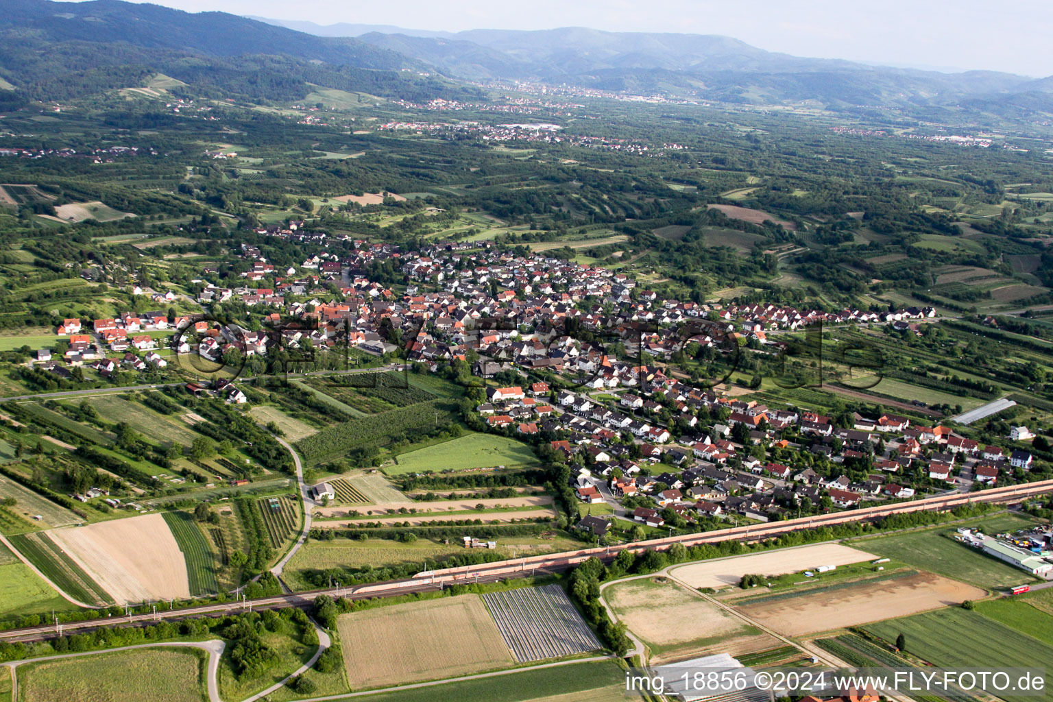 Vue oblique de Renchen dans le département Bade-Wurtemberg, Allemagne