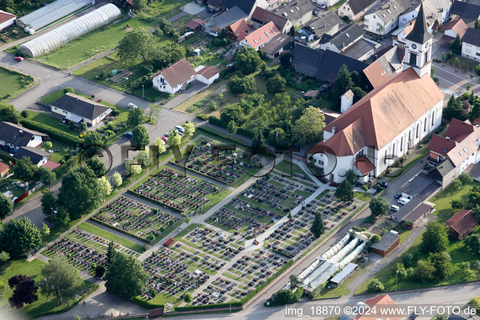 Vue aérienne de Église à le quartier Urloffen in Appenweier dans le département Bade-Wurtemberg, Allemagne