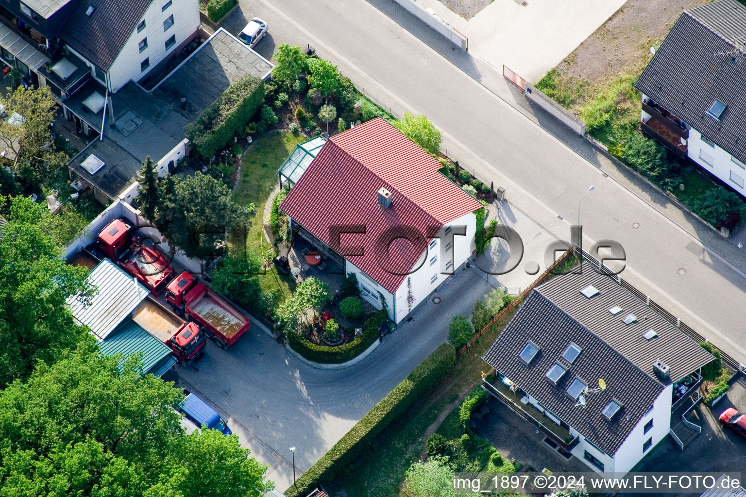 Vue d'oiseau de Elsässerstr à Kandel dans le département Rhénanie-Palatinat, Allemagne