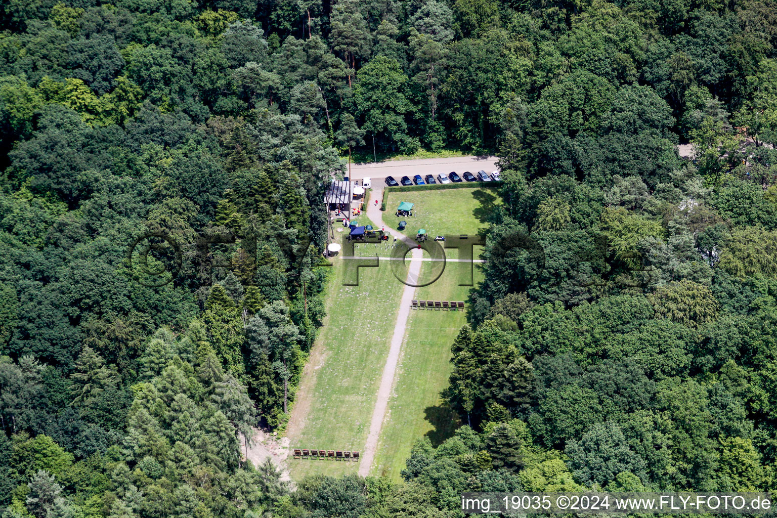 Vue aérienne de Archers à Kandel dans le département Rhénanie-Palatinat, Allemagne