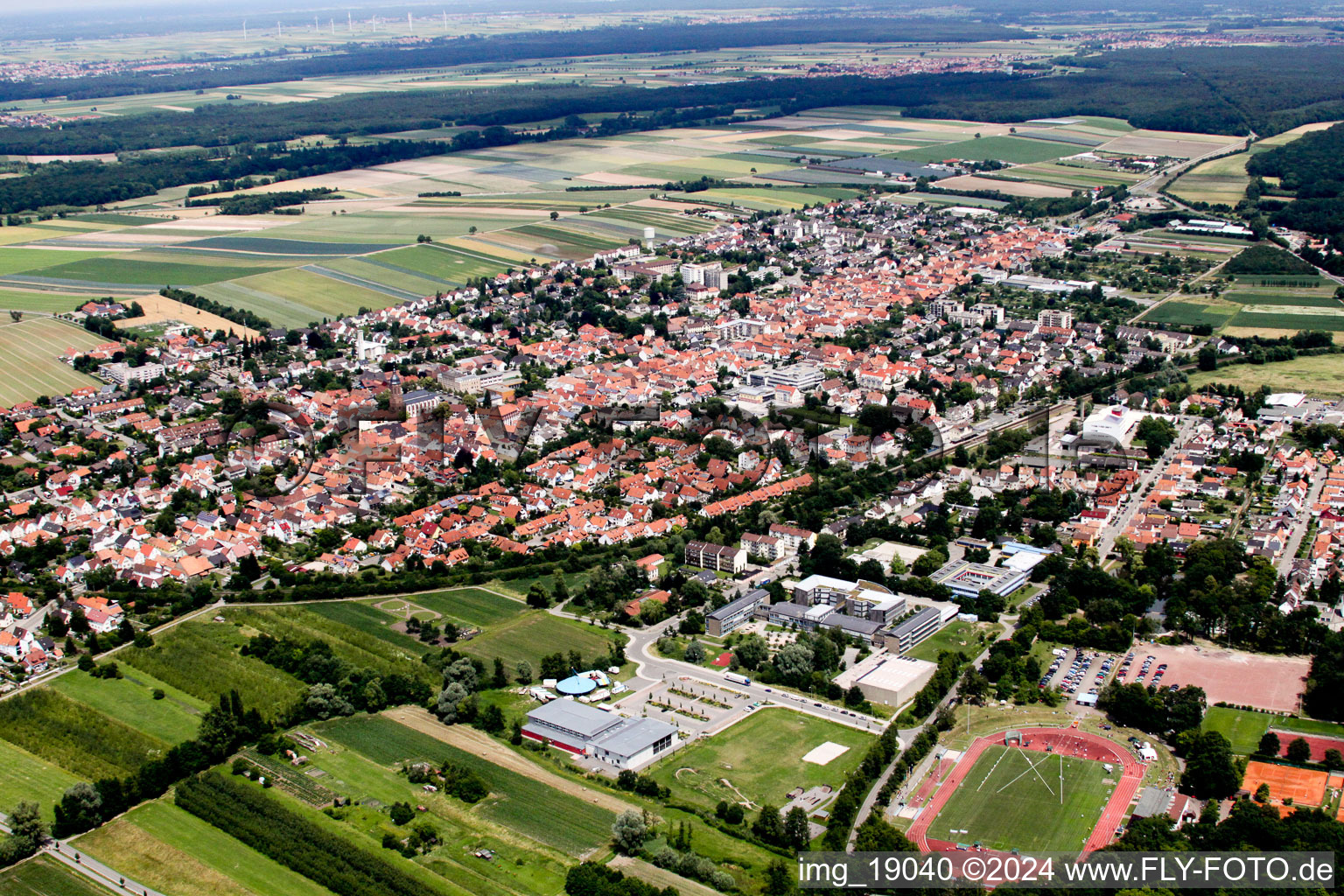 Vue aérienne de Vue sur la ville depuis Kandel à Kandel dans le département Rhénanie-Palatinat, Allemagne