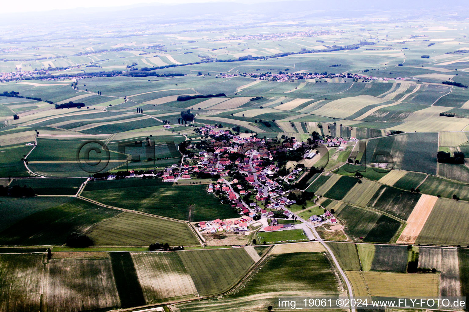 Wintzenbach dans le département Bas Rhin, France depuis l'avion