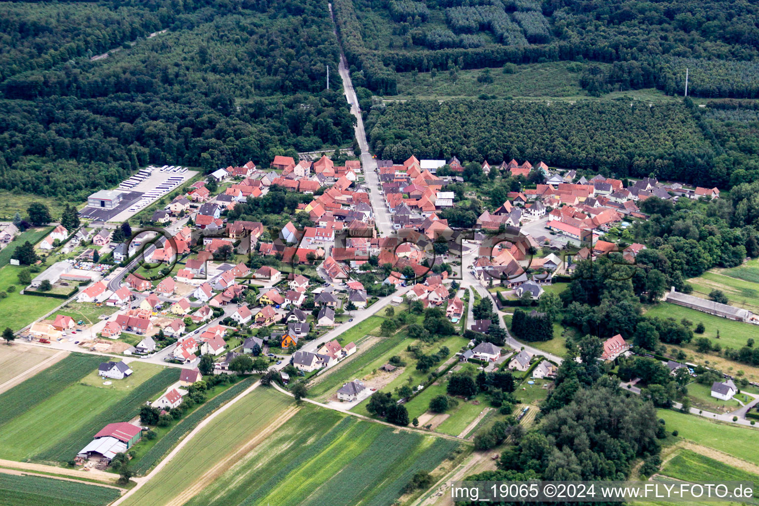 Schaffhouse-près-Seltz dans le département Bas Rhin, France hors des airs