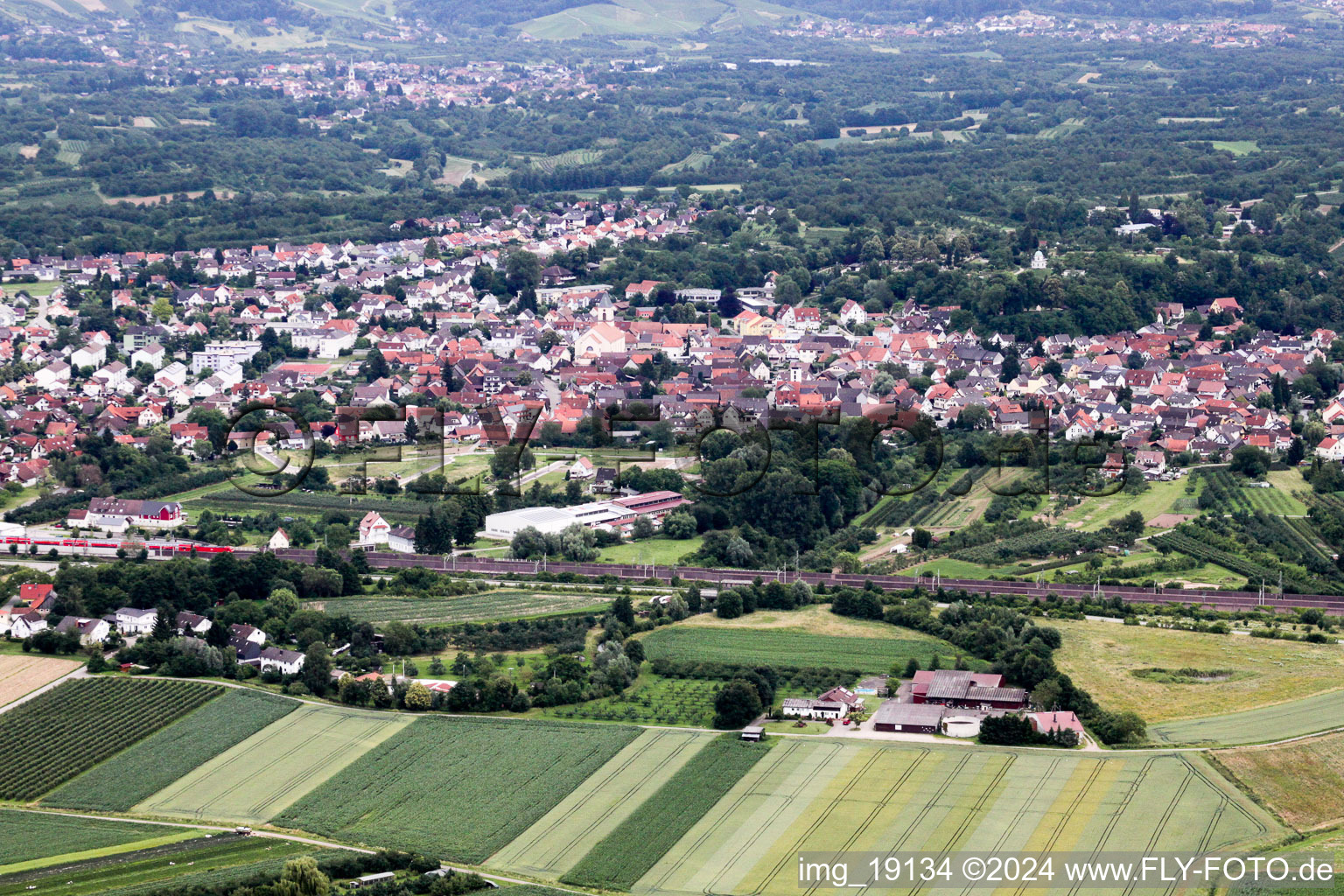 Renchen dans le département Bade-Wurtemberg, Allemagne vue du ciel