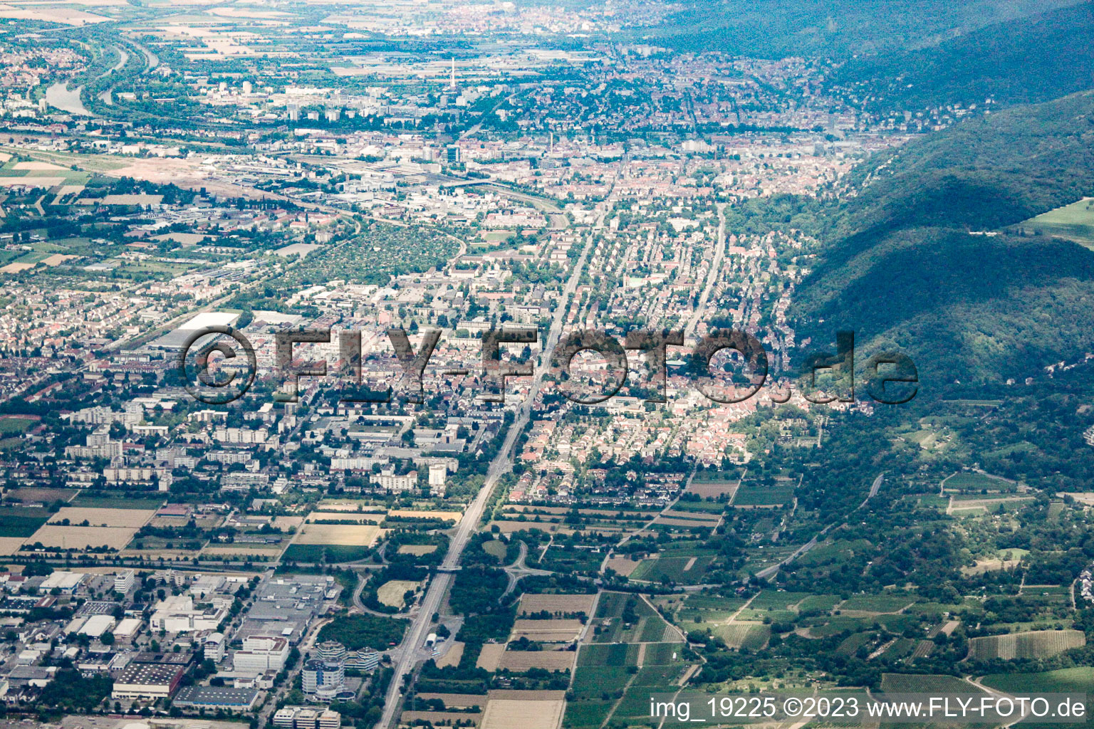 Vue d'oiseau de Quartier Rohrbach in Heidelberg dans le département Bade-Wurtemberg, Allemagne