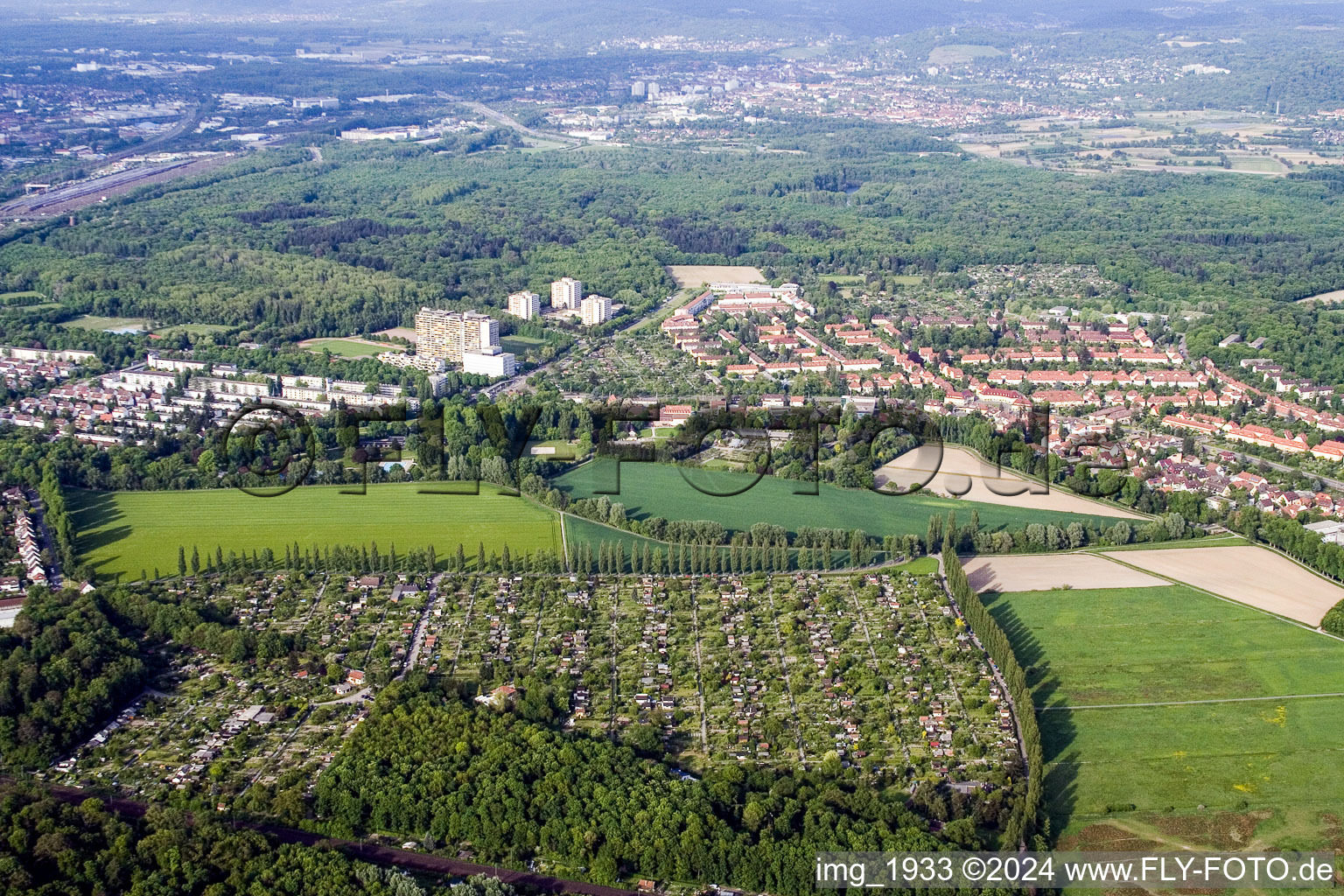 Vue d'oiseau de Quartier Rüppurr in Karlsruhe dans le département Bade-Wurtemberg, Allemagne