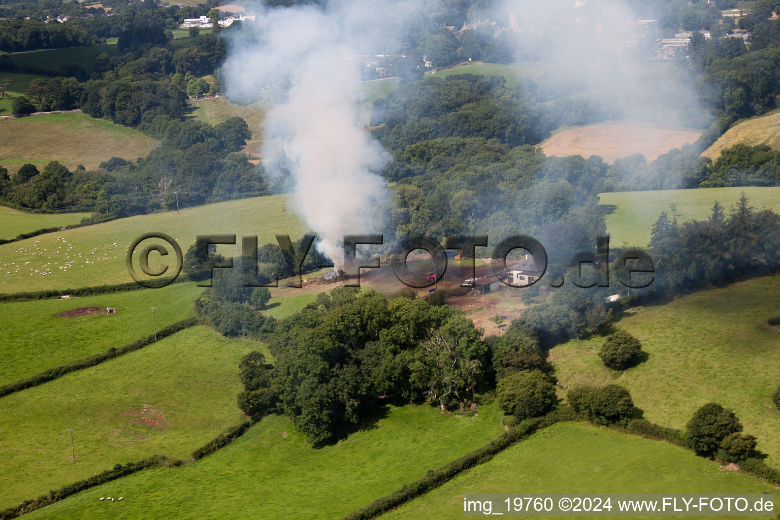 Photographie aérienne de Staverton dans le département Angleterre, Grande Bretagne